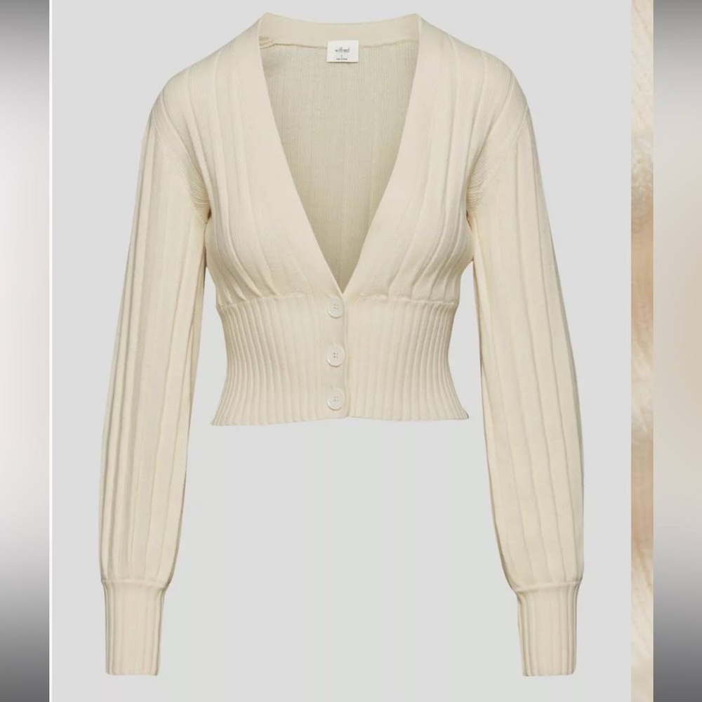 Cropped sweater